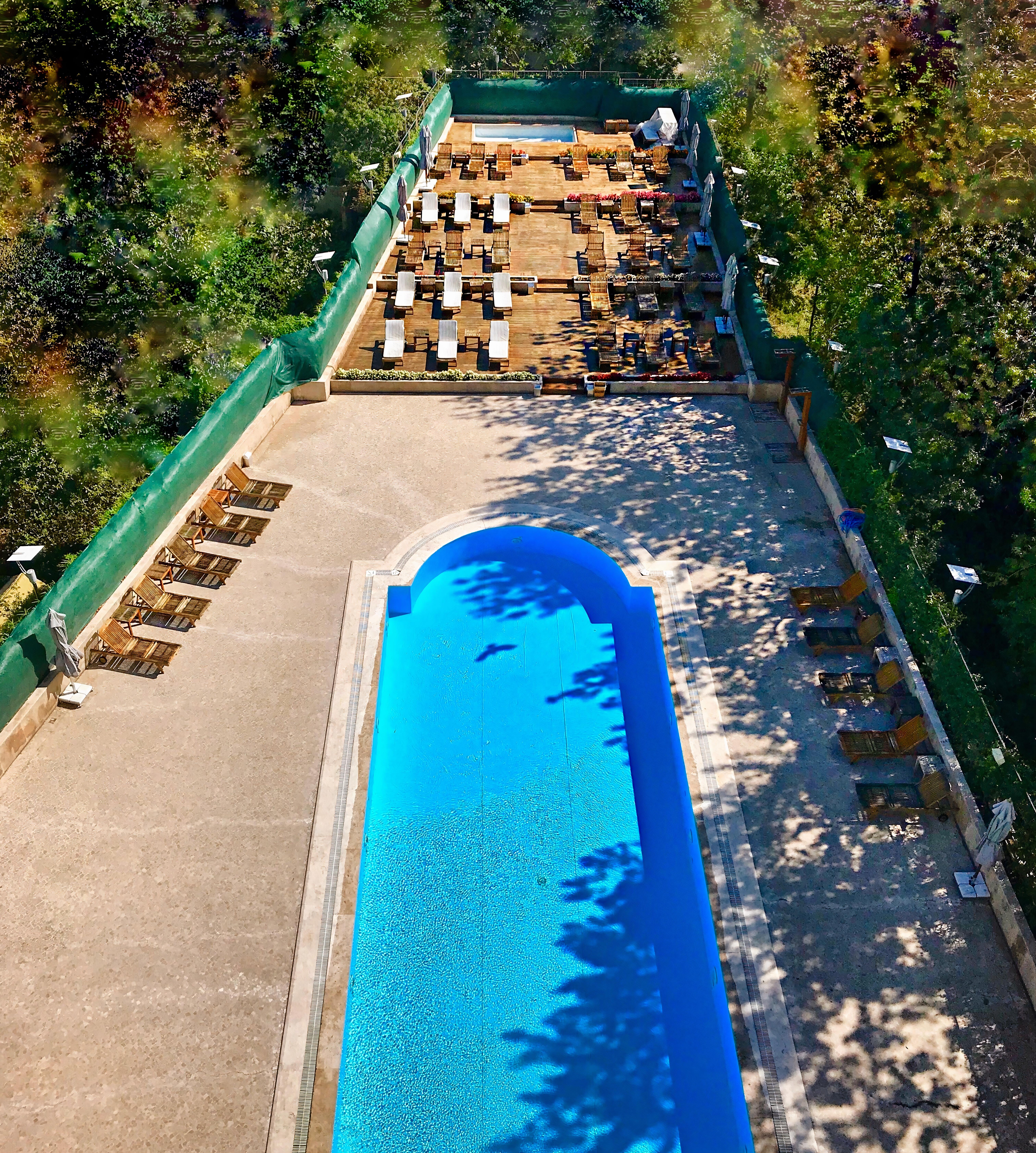 Cevahir Hotel Istanbul Asia Zewnętrze zdjęcie The swimming pool at the hotel