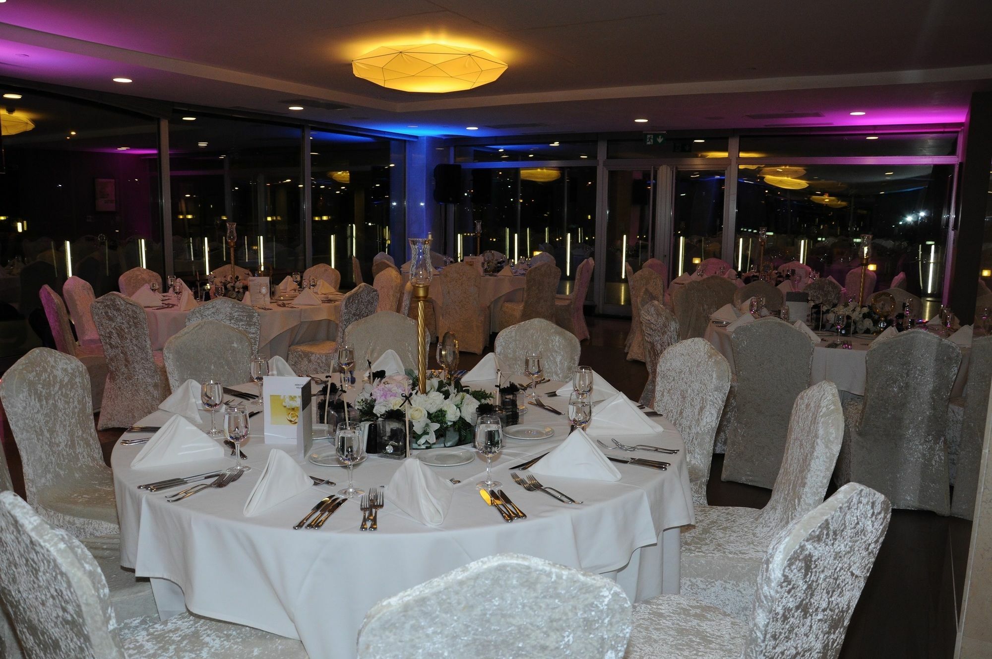 Cevahir Hotel Istanbul Asia Zewnętrze zdjęcie The River Suite