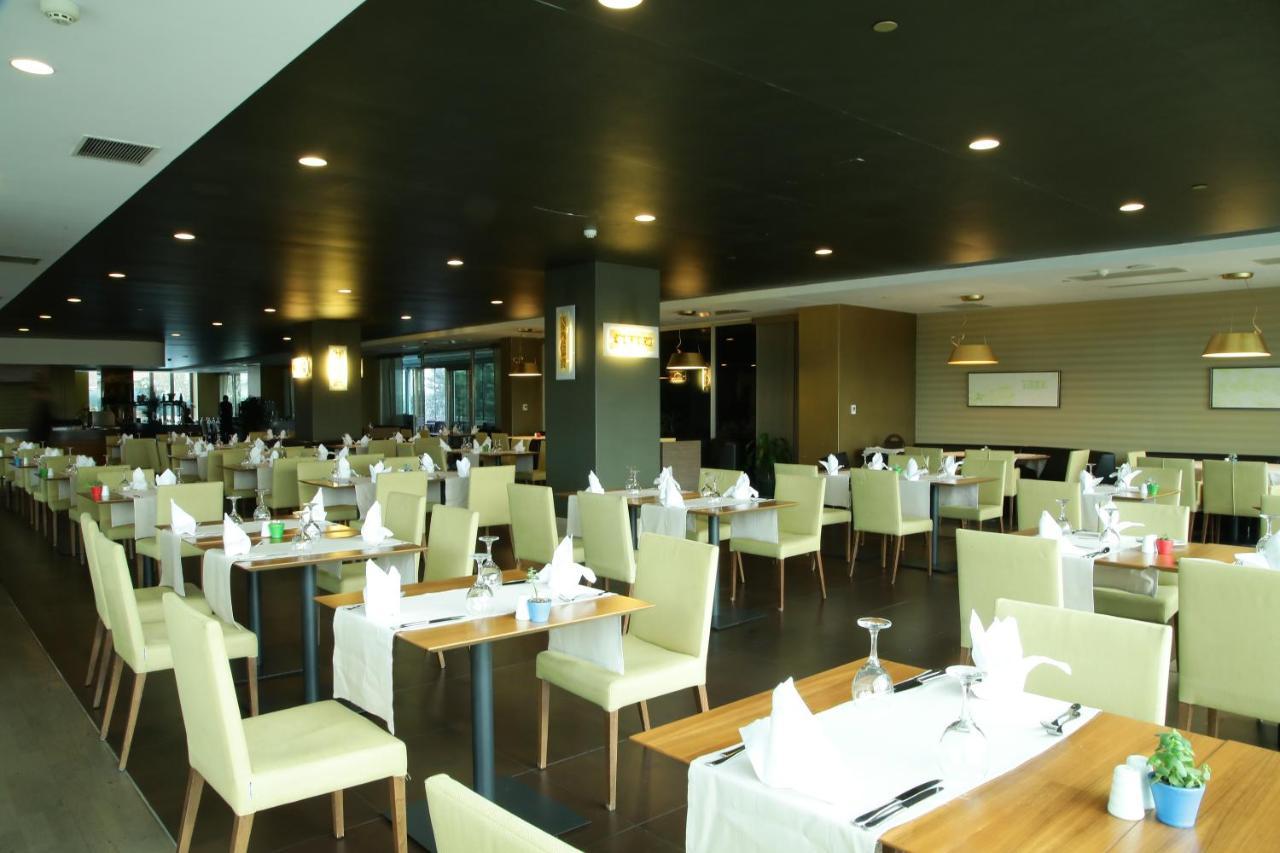 Cevahir Hotel Istanbul Asia Zewnętrze zdjęcie The restaurant